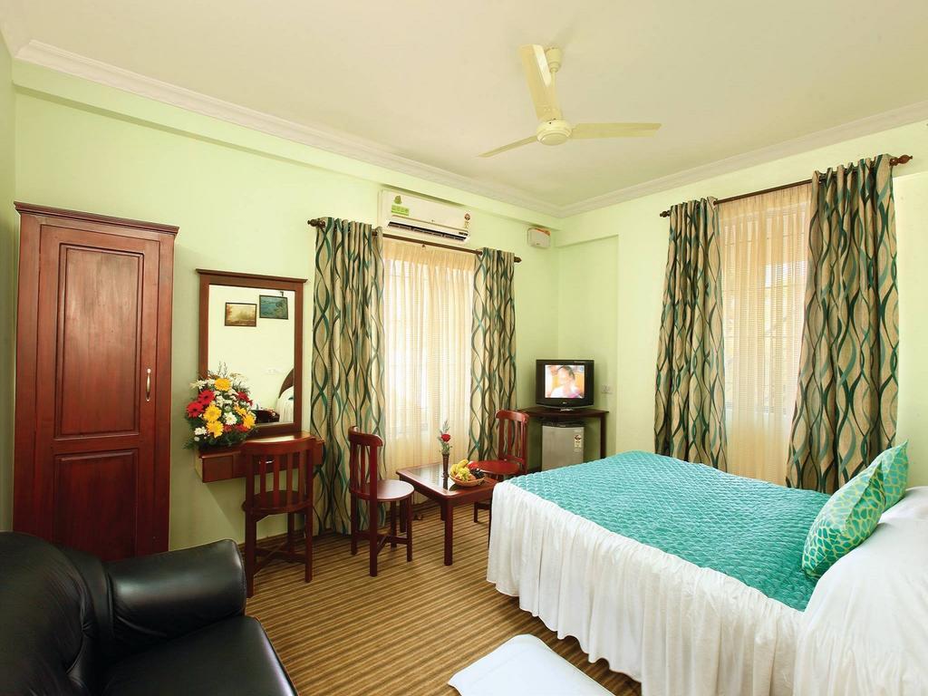 Sm Regency Kochi Habitación foto